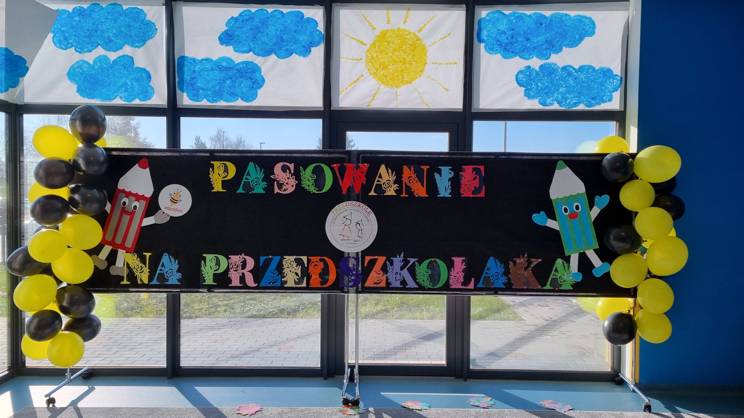 Idą sobie przedszkolaki… pasowanie dzieci z przedszkola w Glinnie!
