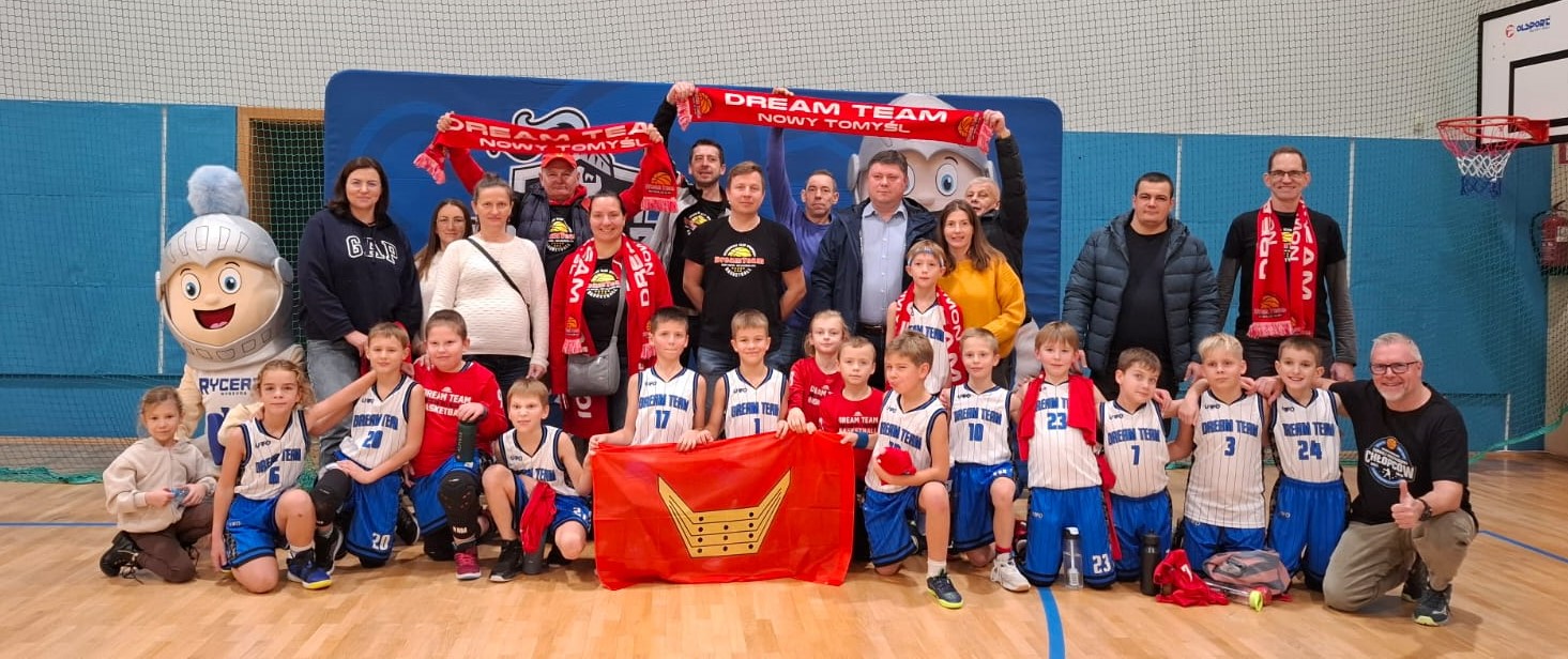 Dream Team Nowy Tomyśl zachwyca w Wojewódzkiej Lidze Skrzatów U10!